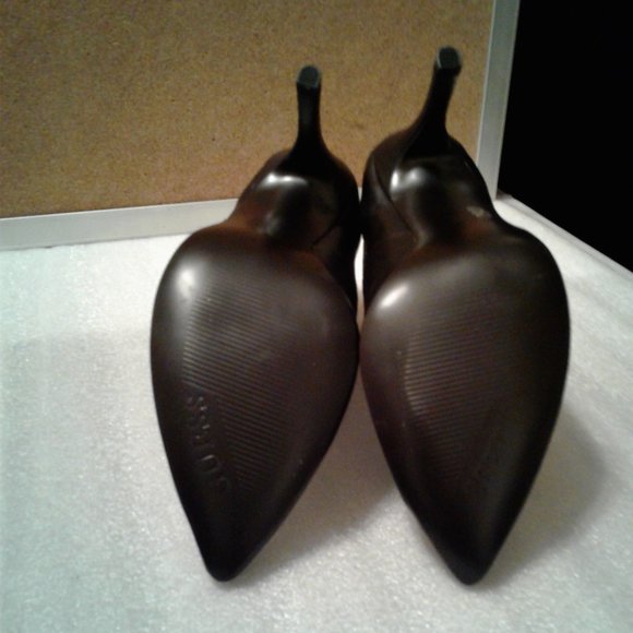 Guess Woman's Black Leather Ankle Boots Style WGSETTING- M    Size 8M  NWOT - Picture 7 of 8